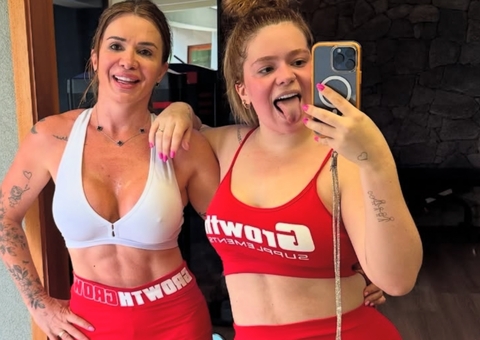 Mãe de Viih Tube mostra resultado de cirurgia plástica no rosto: '20 anos a menos”