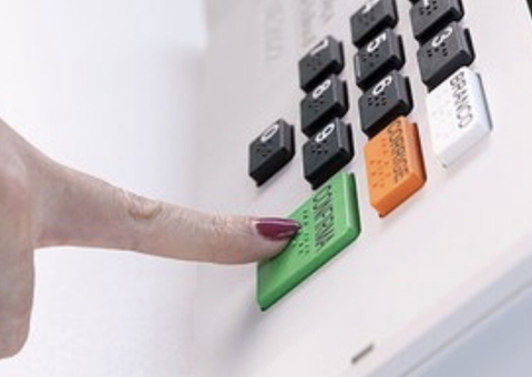 IA “Letícia” vai auxiliar pessoas com deficiência visual nas Eleições de 2024