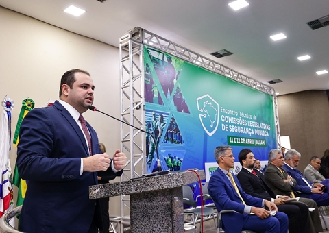 Roberto Cidade destaca importância da segurança pública em evento na Aleam