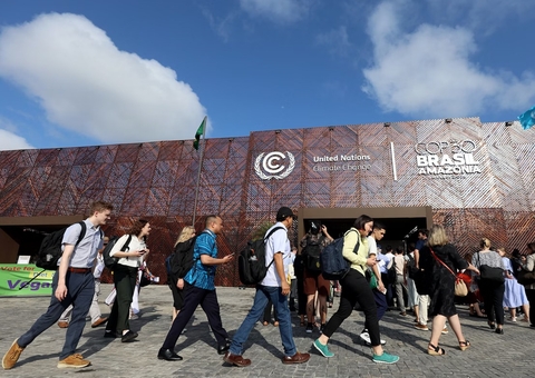 COP30 retira proposta de Lula e adia debate sobre fim dos combustíveis fósseis