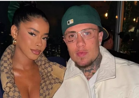 MC Daniel viaja com o filho e ausência da noiva levanta rumores de separação