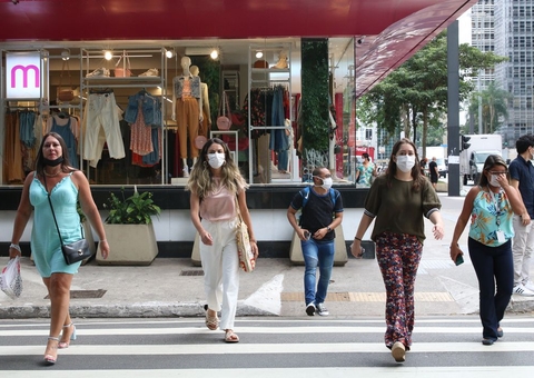 Covid-19: Brasil tem 29,83 milhões de casos e 659 mil mortes