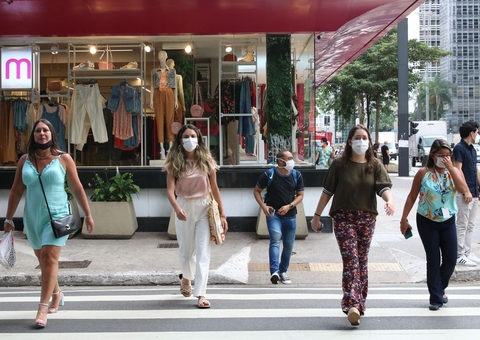 Brasil registra 6,2 mil novos casos e 122 óbitos por covid-19