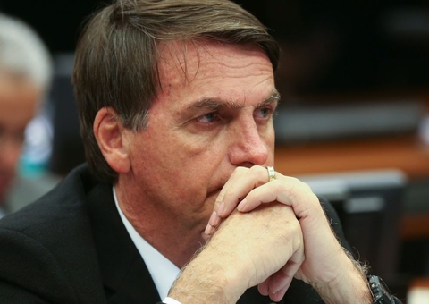 Bolsonaro enfrenta depressão e ansiedade, dizem médicos