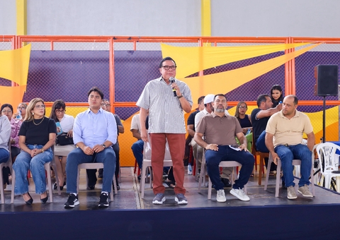 Coari concede abono salarial e auxílio-alimentação a servidores da educação