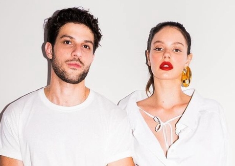 Chay Suede e Laura Neiva anunciam espera do 3° filho 