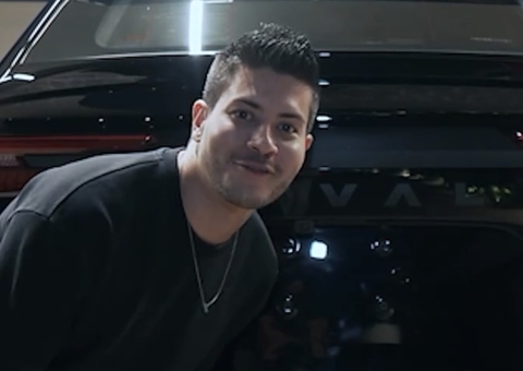 Arthur Aguiar diz que traições a Maíra Cardi ainda atrapalham sua carreira