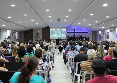 MP pede anulação de lei que isenta igrejas de crimes de poluição sonora no Amazonas