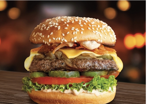 Cebola em hambúrguer do McDonalds pode ter causado surto de bactéria nos EUA