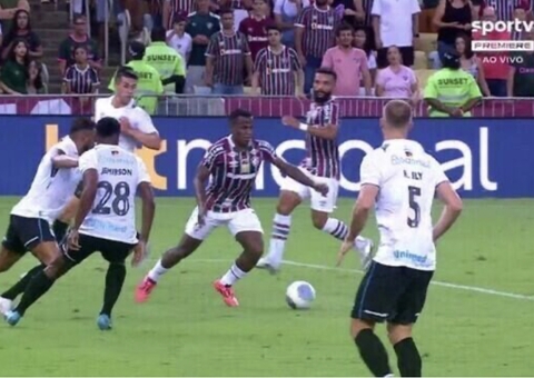 Grêmio empata com Fluminense nos acréscimos em jogo quente no Rio