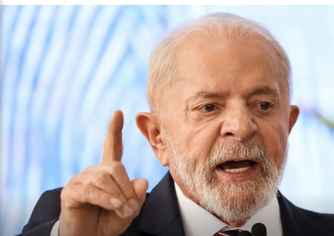 Vitória de Kamala Harris é mais segura para a democracia, diz Lula