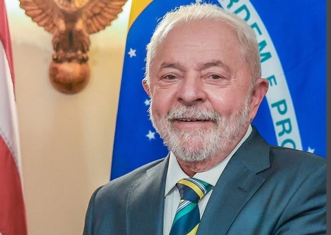 Lula sanciona lei que proíbe linguagem neutra na administração pública 