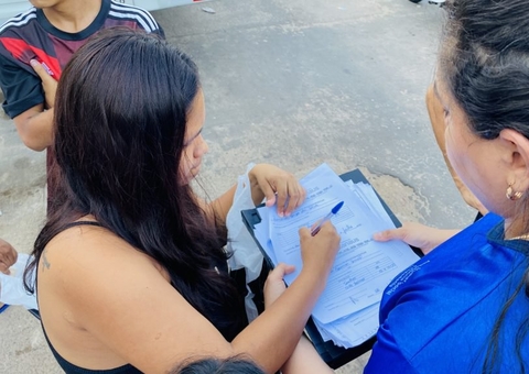 Prefeitura entrega doações às famílias afetadas pelo incêndio em Manaus