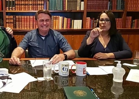 Bolsonaro volta a sugerir uso de cloroquina no tratamento contra Covid-19