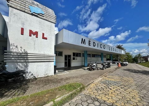 Homem morre ao ser brutalmente espancado na Av. Autaz Mirim