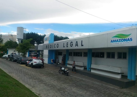 Após receber ligação de mulher, homem é executado na frente de casa em Manaus