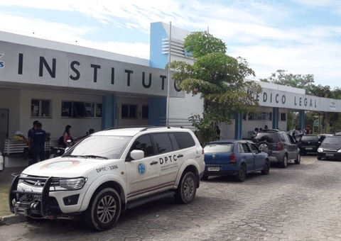 Jovem morre após ser baleado em rua de Manaus 
