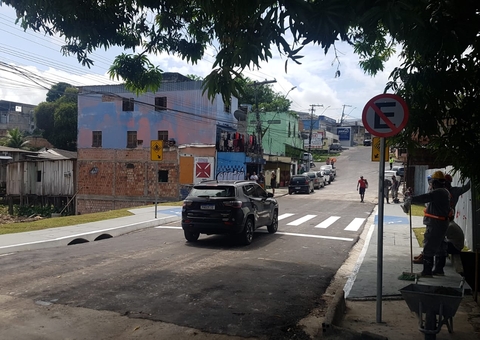Trecho da avenida Tarumã após 2 meses interditado 