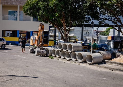 Trânsito é alterado no Parque 10 para realização de obras em Manaus