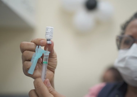 Vacinação contra a dengue é ampliada para novo público hoje em Manaus