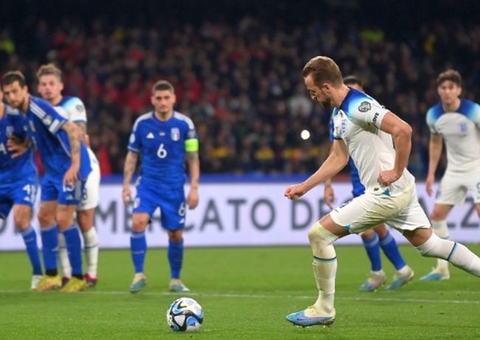 Inglaterra derrota Itália na abertura das Eliminatórias da Euro