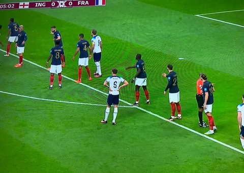 Ingleses consideram ter jogado melhor e lamentam eliminação ante a França