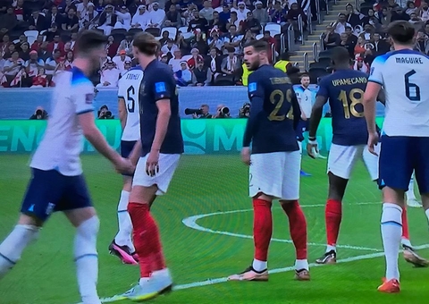 França encara defesa marroquina na busca pelo terceiro título da Copa