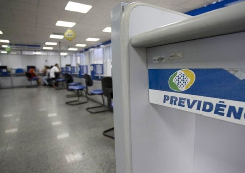 Ministério suspende recadastramento de aposentados e pensionistas