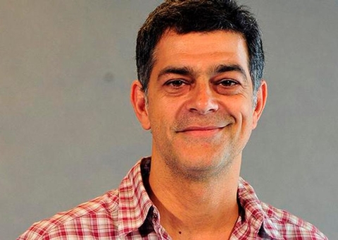 Eduardo Moscovis recebe alta no Dia dos Pais após se recuperar da Covid-19