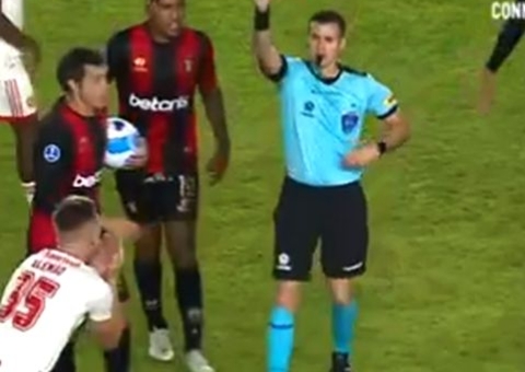 Goleiro do Melgar pega três pênaltis, e Inter é eliminado na Sul-Americana