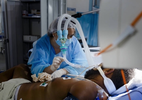 Remédios de intubação podem acabar em 48 horas em hospitais privados