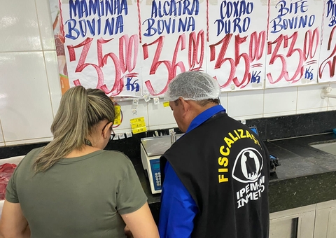 Ipem realiza fiscalização em postos de combustíveis e comércio de Parintins