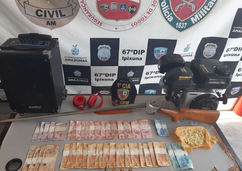 Bandido abandona mulher com drogas e dinheiro ao avistar polícia no Amazonas