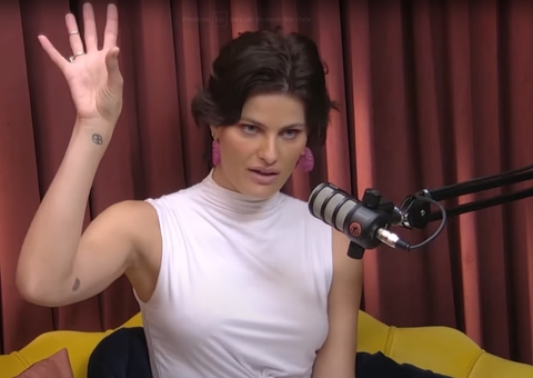 Isabeli Fontana diz que foi curada por ETs: ‘veio um bem na minha cara’