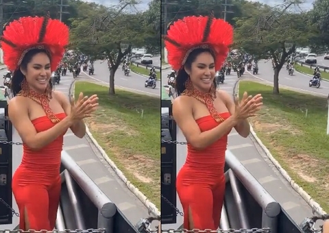 Isabelle Nogueira para trânsito em Manaus e é ovacionada por multidão; vídeos