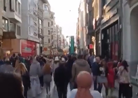 Vídeos mostram explosão que deixou 6 mortos e 81 feridos em Istambul; veja