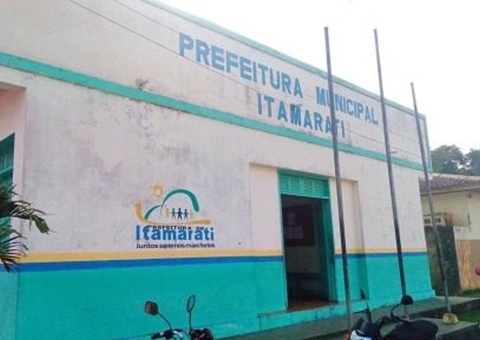 Ministério Público investiga superfaturamento de farda escolar no Amazonas