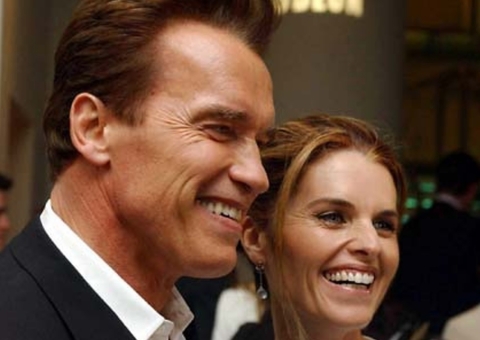  Arnold Schwarzenegger e Maria Shriver finalizam divórcio após 10 anos