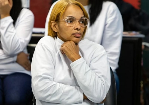 Advogada de defesa fala em estupros e compara Flordelis à Xuxa e Tina Turner