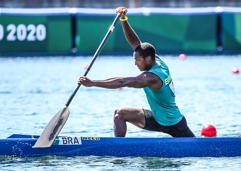 Jacky Godmann é eliminado nas quartas de final da canoagem nas Olimpíadas