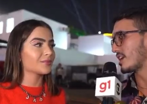 Jade Picon ‘congela’ e entrevista é encerrada bruscamente após pergunta sobre Xamã