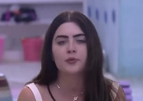 Sensitiva? Jade tem paralisia do sono e "prevê" quarto preto: 'Vai chegar"