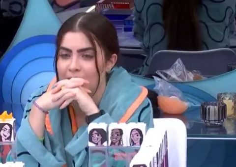 Após beijos picantes na madrugada, Jade quer impor limites a PA