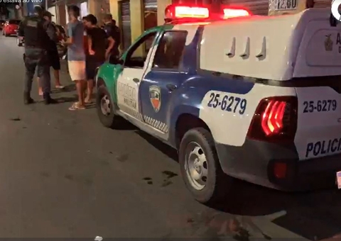 Chapeiro de lanche é baleado por pistoleiro na frente de clientes em Manaus