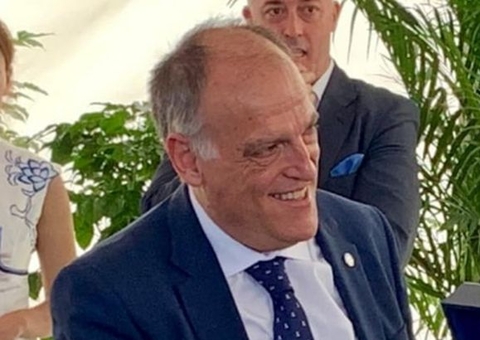 Chefe de La Liga se encontra com embaixador do Brasil após caso Vini Jr