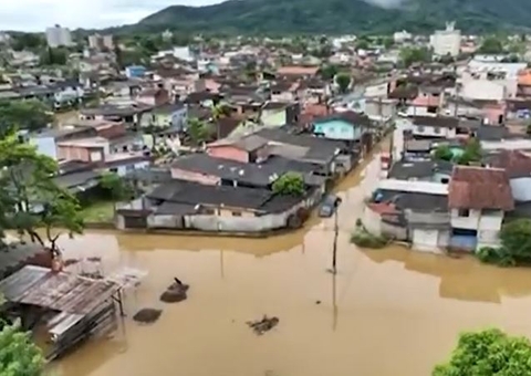 Temporais e enxurradas matam 37 pessoas e deixam mais de 40 desaparecidas em SP