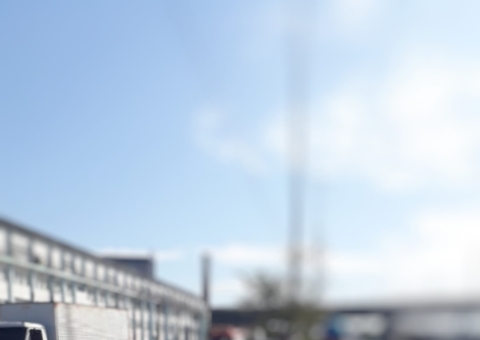 Motociclista vai parar no hospital ao ser atropelado por carro em avenida de Manaus