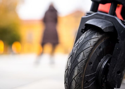 Idoso morre em hospital depois de ser atropelado por moto em Manaus