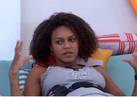 Jessi reclama de atitudes de Natália e sisters discutem no BBB22