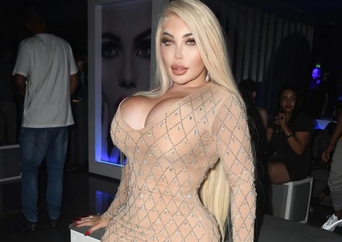 Ex-Ken Humano, Jessica Alves quer fazer transplante de útero e fertilizar com próprio esperma